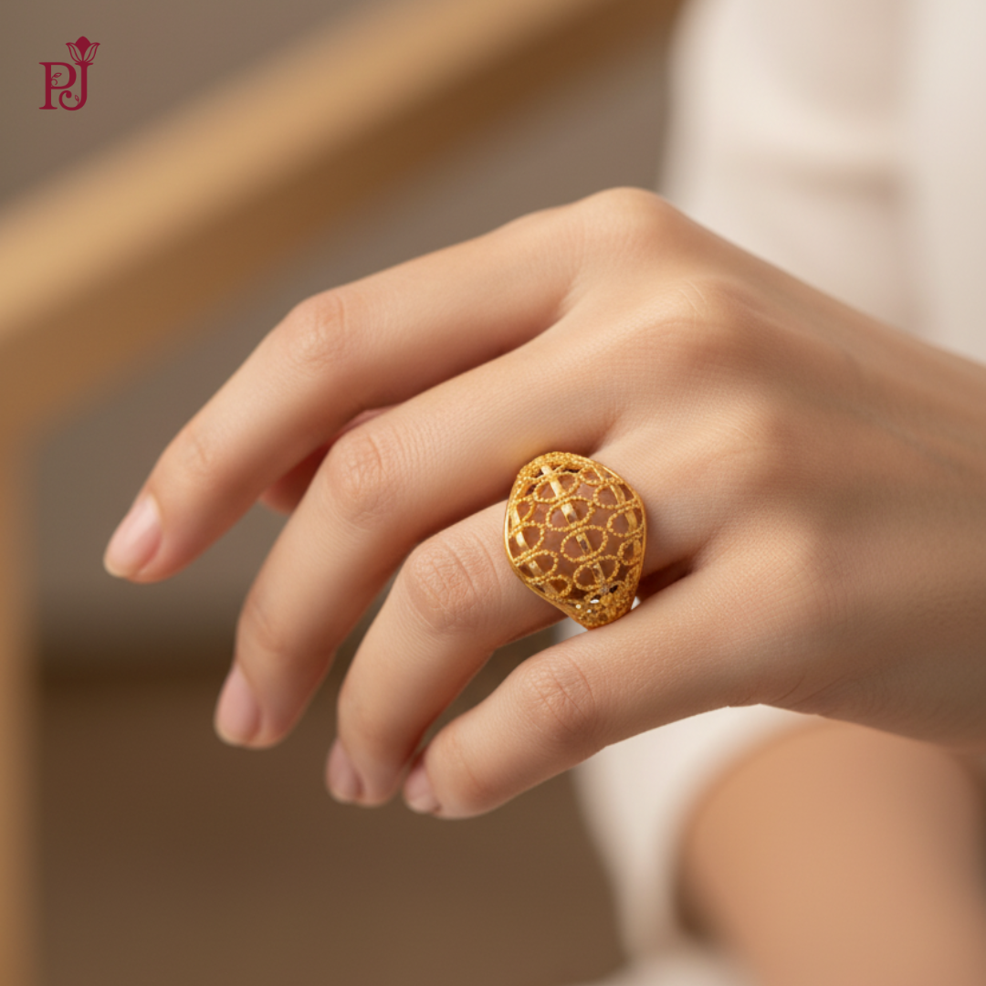 Womens Gold Ring (WGR 4) - Image 2